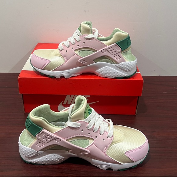 Nike, Girls, Huarache Run SE, DQ0517 600, Pink, Green & White - Picture 4 of 13